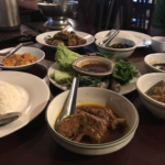 8年間ミャンマー ヤンゴンに通う社長推薦の美味いレストラン（飯屋）を紹介。ミャンマーは豚肉や海鮮が美味すぎな国です。